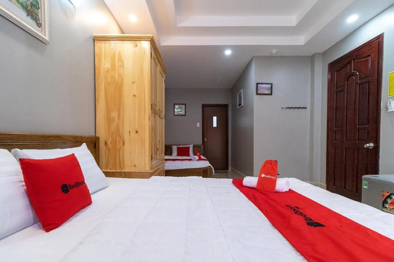 Reddoorz Plus Near Vincom Go Vap 3 Hô Chi Minh-Ville Hotel