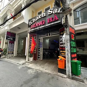 Hong Ha Near Phan Xich Long Hotel