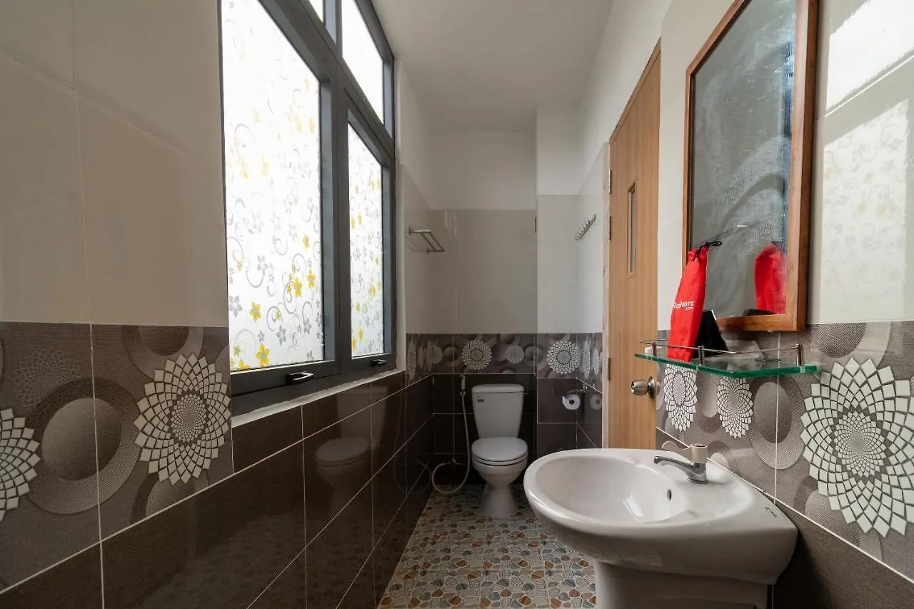 Reddoorz Plus Near Vincom Go Vap 3 Thành Pho Ho Chí Minh 2*,  Vietnam