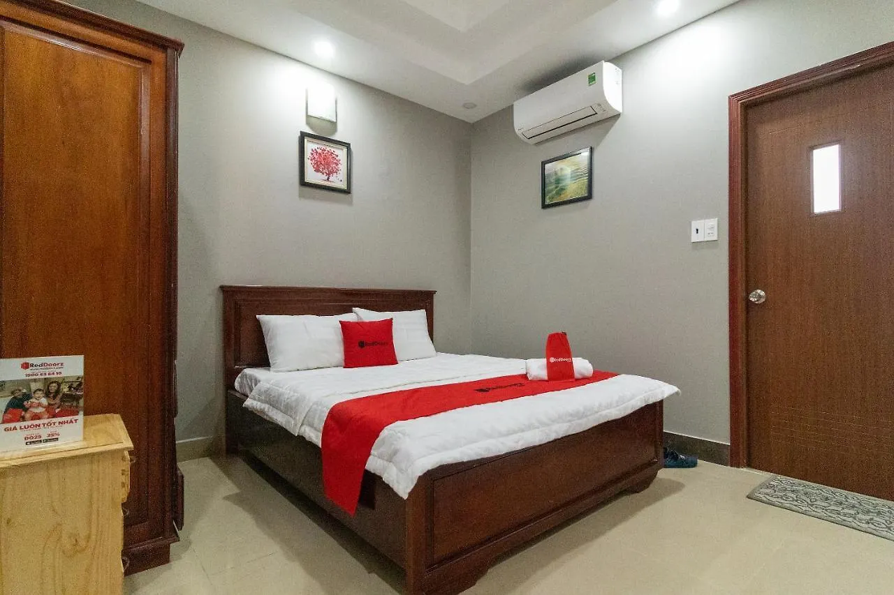 Hotel Reddoorz Plus Near Vincom Go Vap 3 Ho Chi Minh City