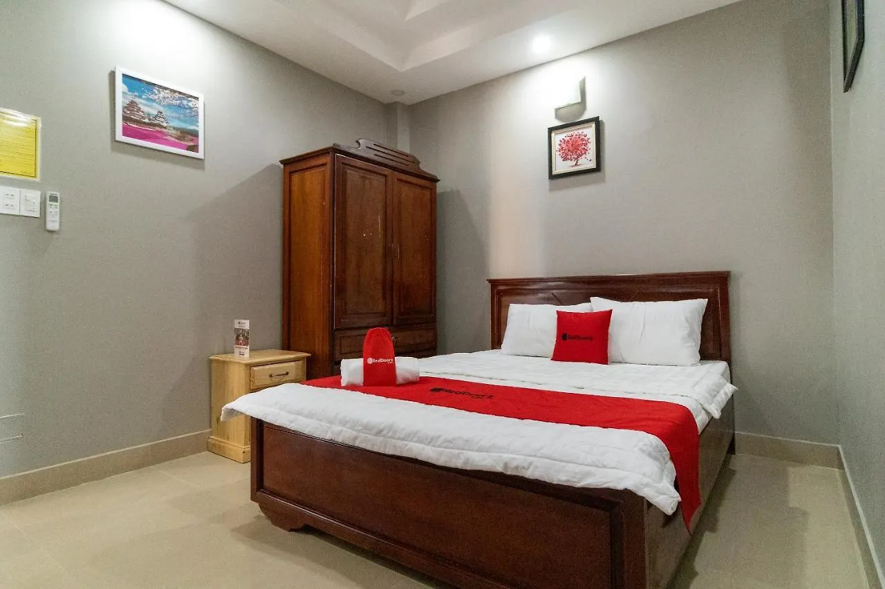 Hotel Reddoorz Plus Near Vincom Go Vap 3 Ho Chi Minh City
