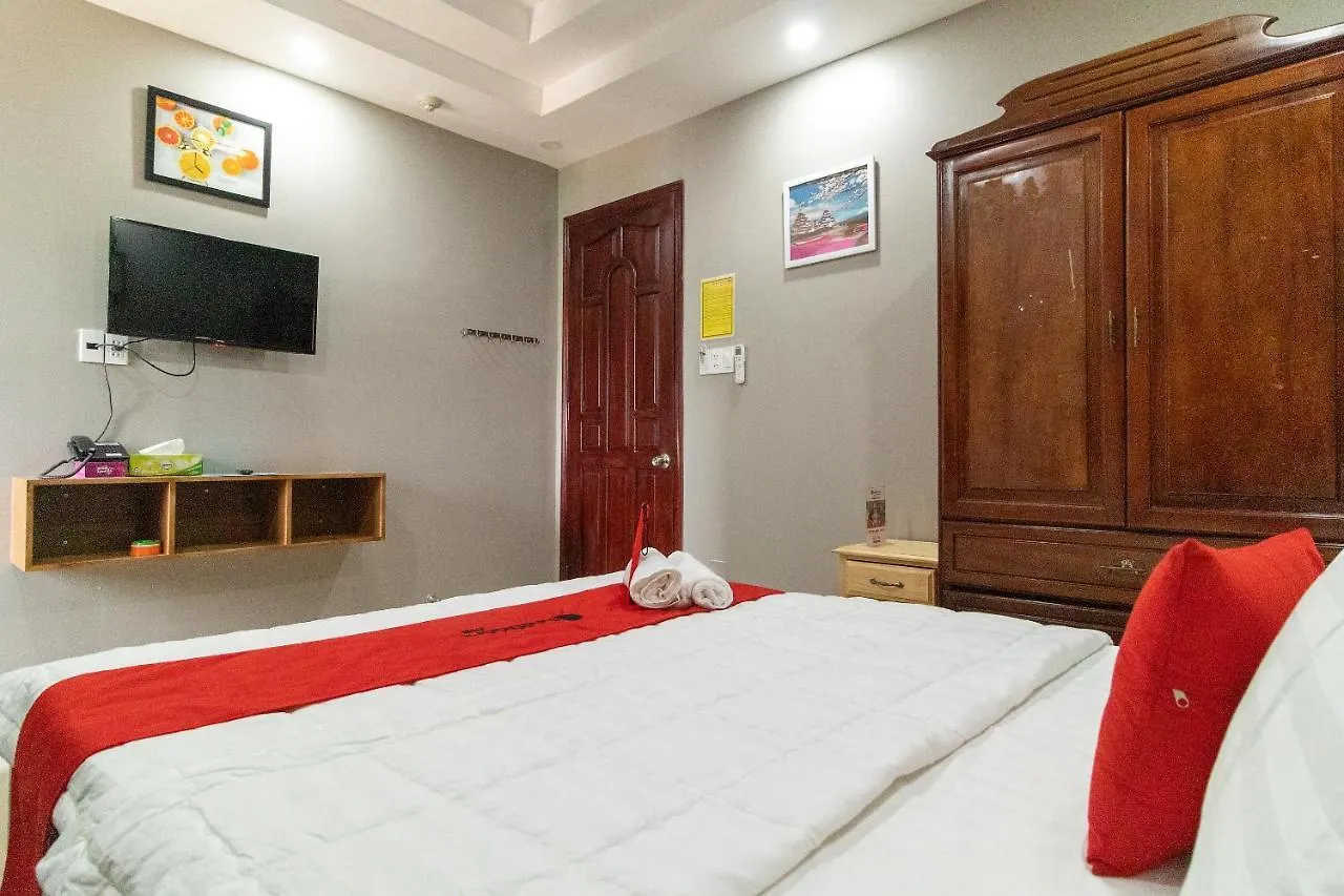 Reddoorz Plus Near Vincom Go Vap 3 Ho Chi Minh City Hotel