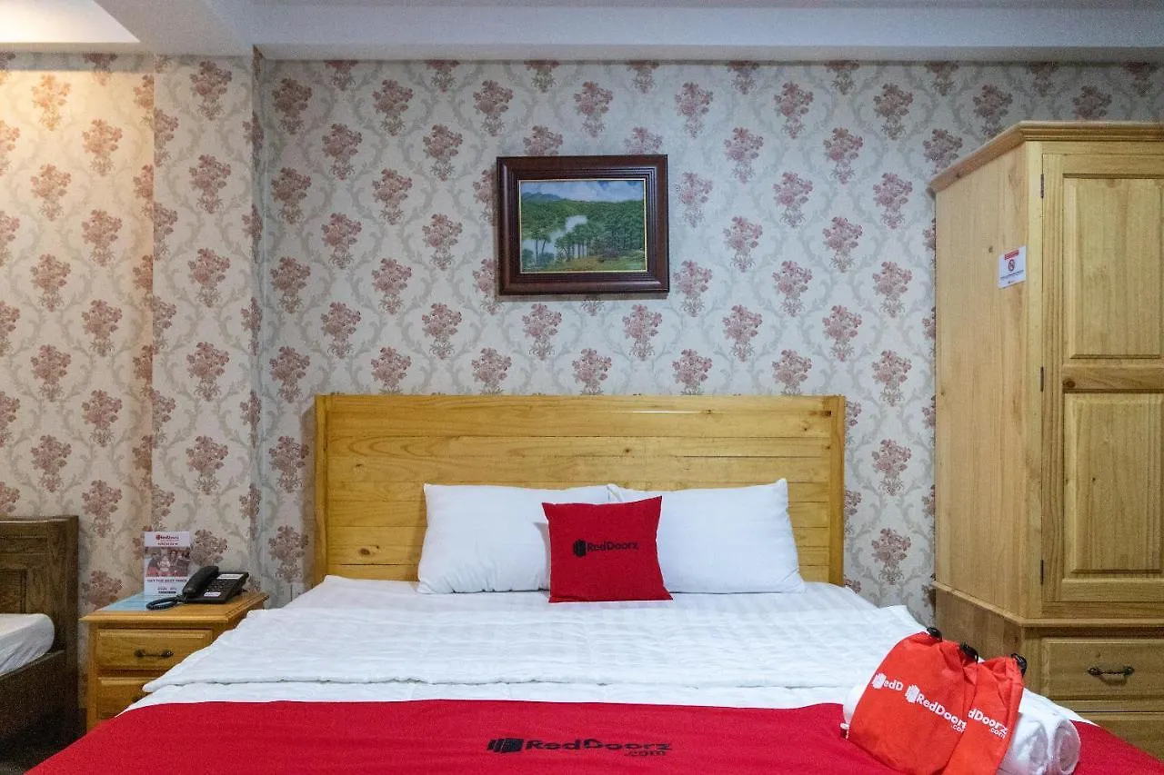 Reddoorz Plus Near Vincom Go Vap 3 Ho Chi Minh City 2*,