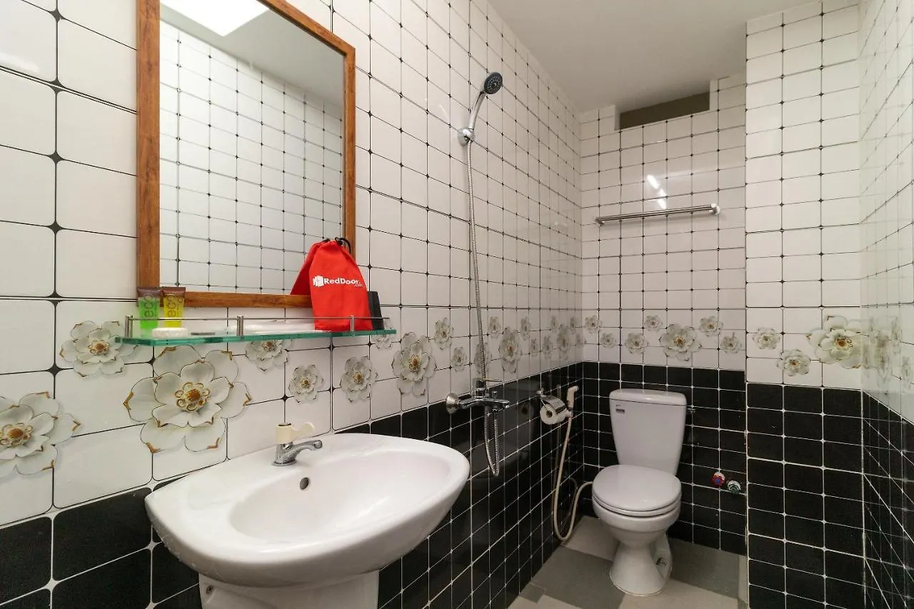 Reddoorz Plus Near Vincom Go Vap 3 Ho Chi Minh City Vietnam