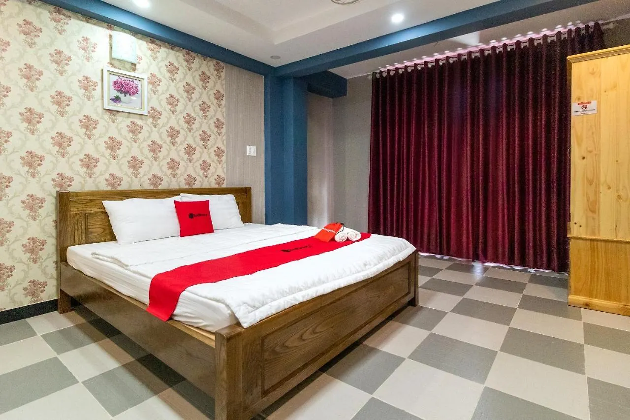Reddoorz Plus Near Vincom Go Vap 3 Ho Chi Minh City Hotel