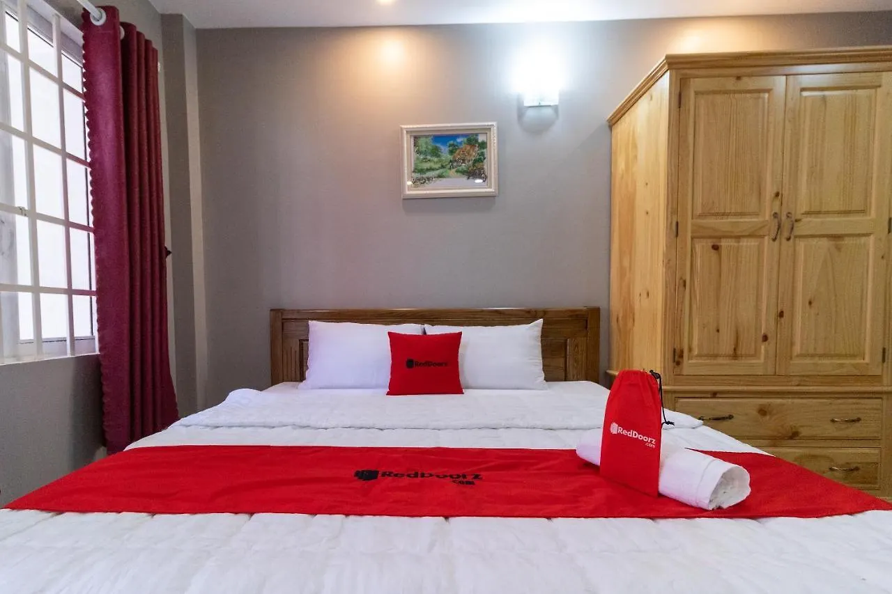 Reddoorz Plus Near Vincom Go Vap 3 Ho Chi Minh City 2*,  Vietnam