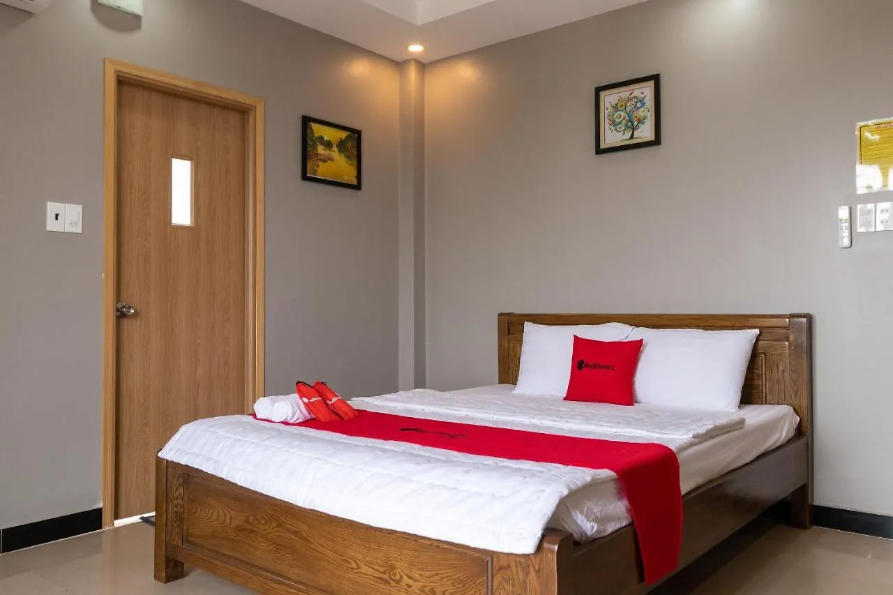Reddoorz Plus Near Vincom Go Vap 3 Ho Chi Minh City